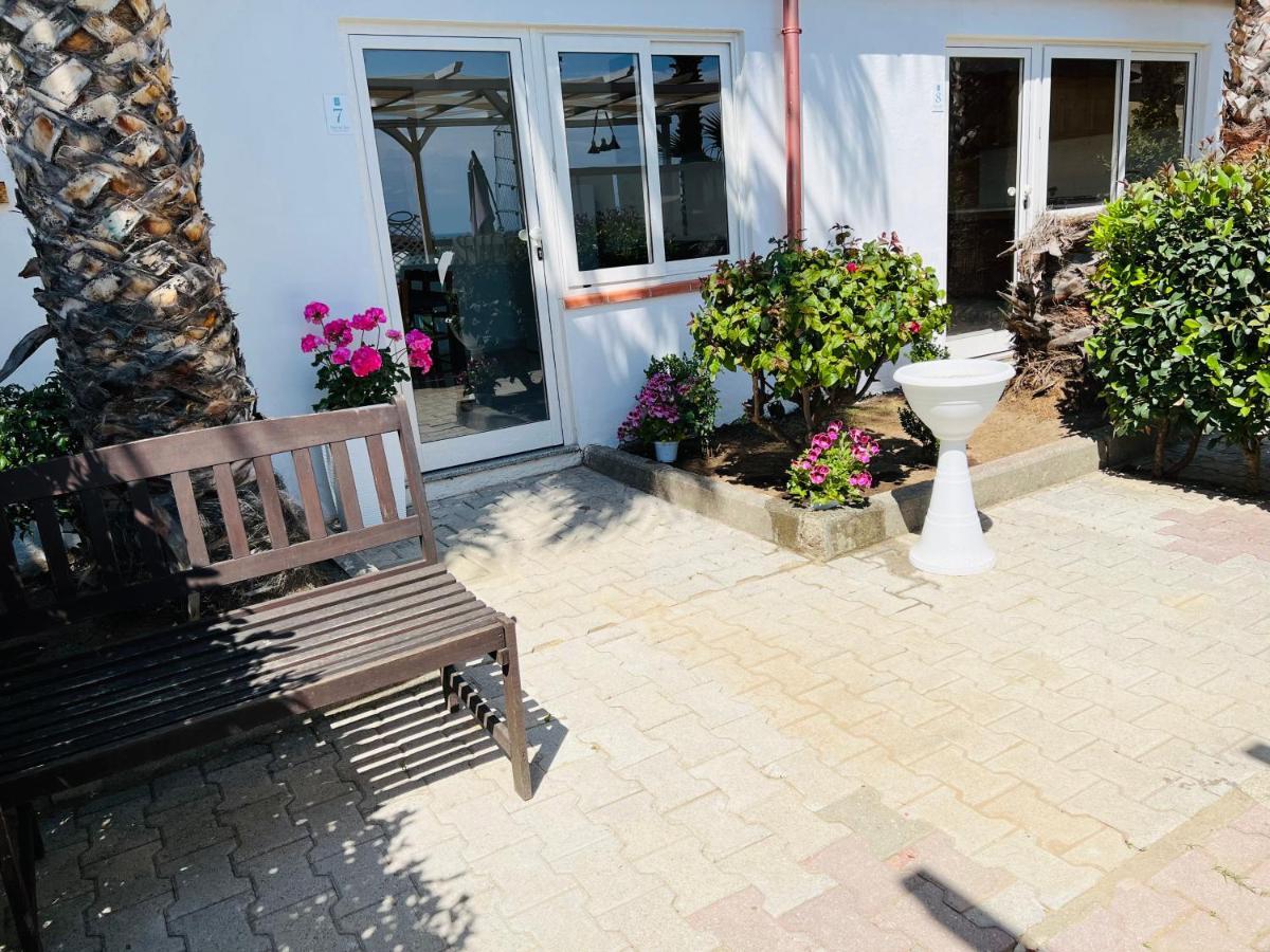 Ninfa Sul Mare Apartments 50 M E T R I Dal Mare Best Breakfast And Free Parking Capo Vaticano Ngoại thất bức ảnh
