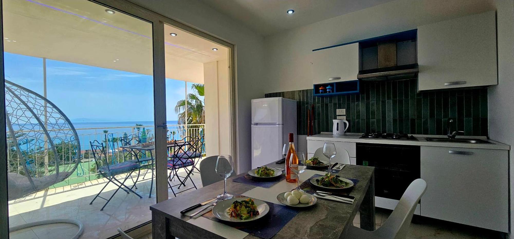 Ninfa Sul Mare Apartments 50 M E T R I Dal Mare Best Breakfast And Free Parking Capo Vaticano Ngoại thất bức ảnh
